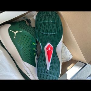 Jordan’s Rising High New shoes size 16